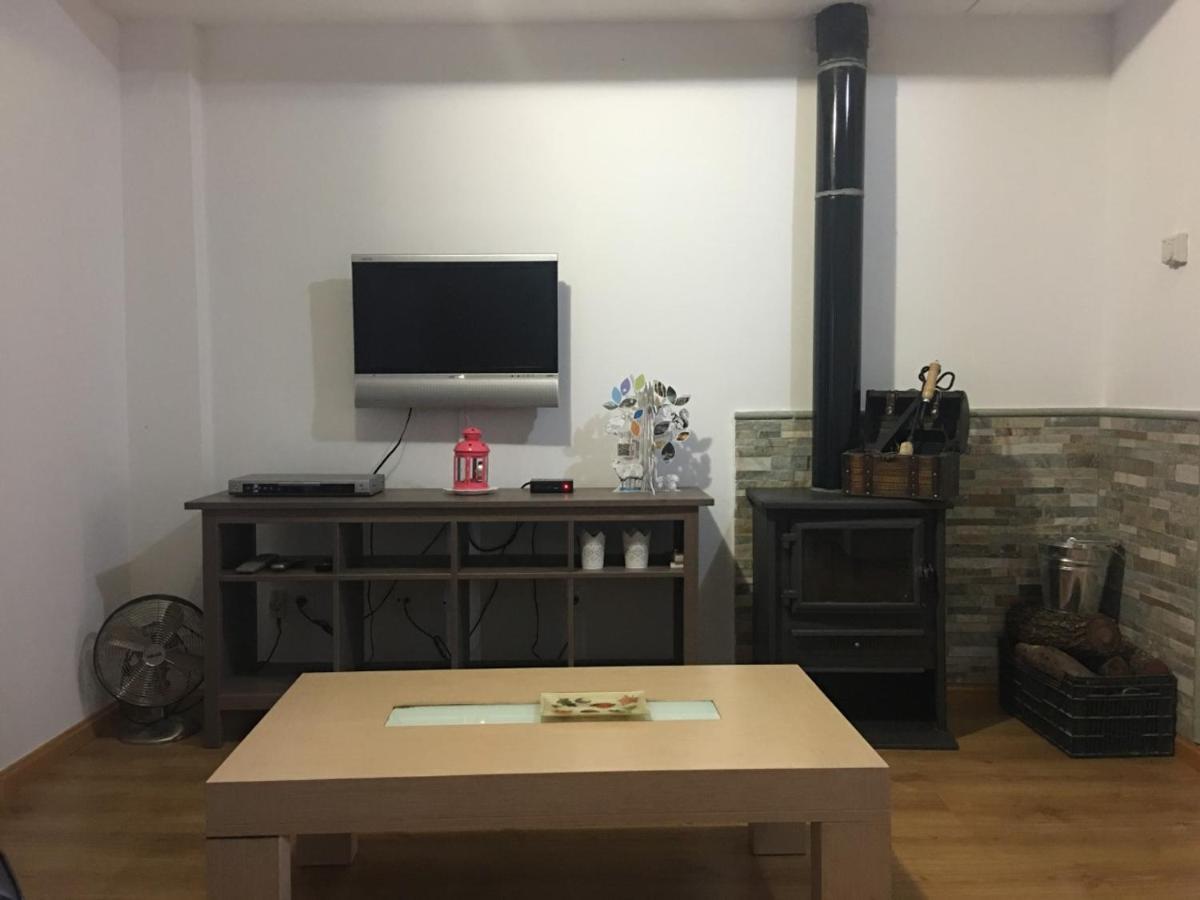 Apartamentos Turisticos Rio Gallego Fontellas  Dış mekan fotoğraf