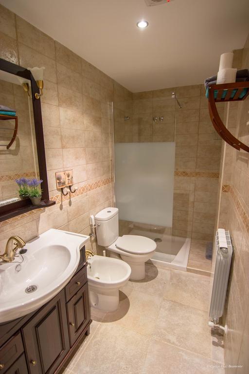 Apartamentos Turisticos Rio Gallego Fontellas  Dış mekan fotoğraf