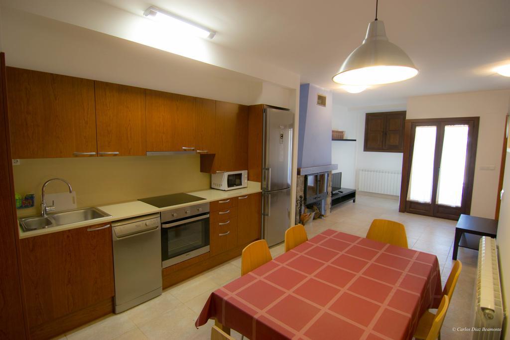 Apartamentos Turisticos Rio Gallego Fontellas  Dış mekan fotoğraf